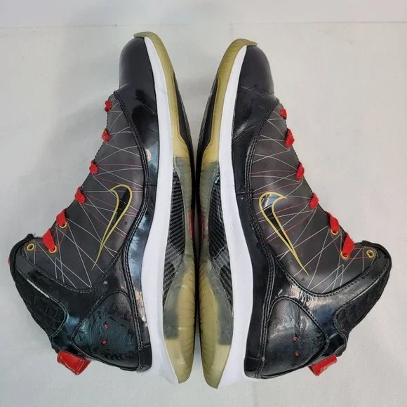 Nike LeBron 7 VII PS 2010 Bred Black Red 407639-002 US Size 10 Nike LeBron VII (7) P.S. (Post Season) 407639-002 Showcase  main image 2